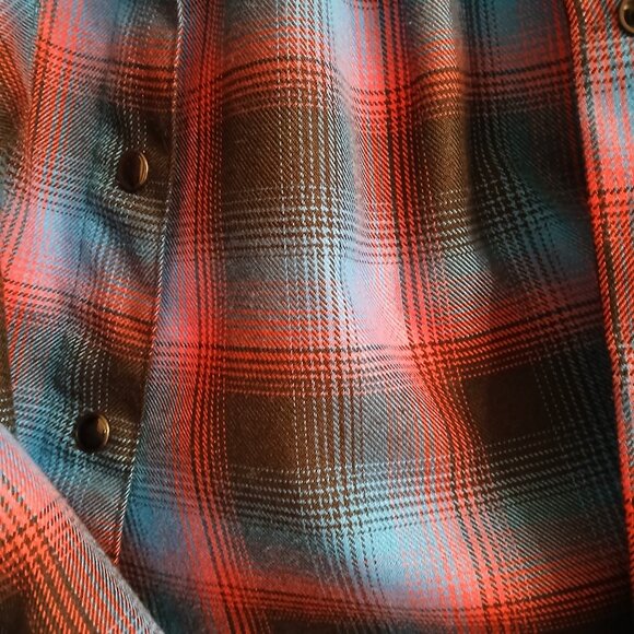 DIXXON FLANNEL COMPANY "THE JASON" Red and Blue Long Sleeve Size Medium - Picture 11 of 13